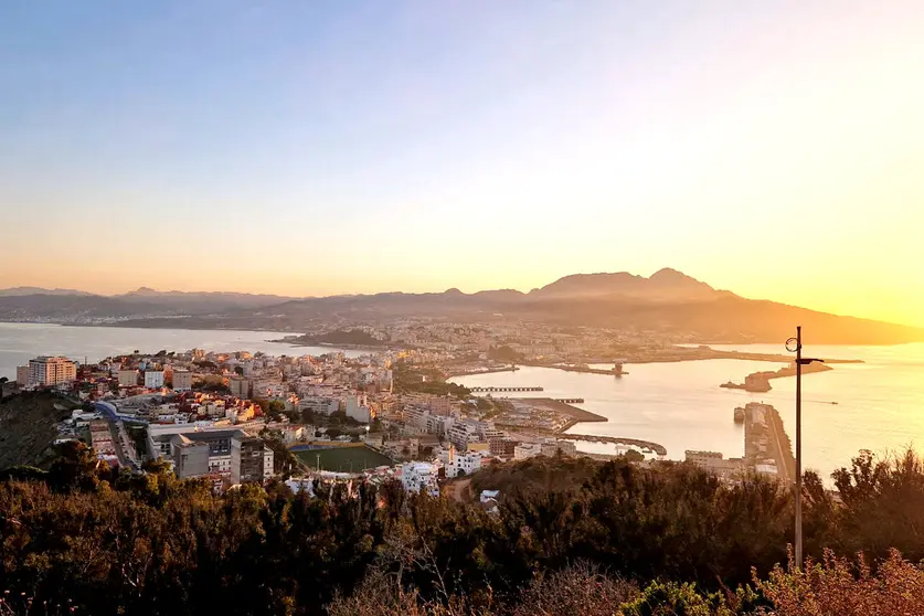 Vista de Ceuta desde el Monte Hacho / Laura Ortiz