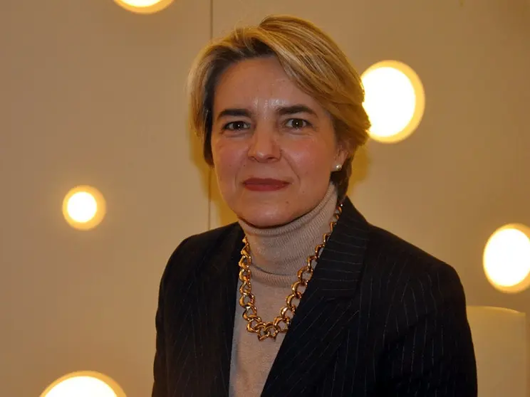 YOLANDA BEL