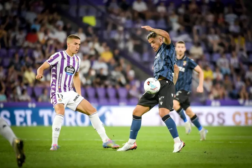 El Real Valladolid amarga el debut del Ceuta en Liga Hypermotion. Foto: AD Ceuta FC / Zaki
