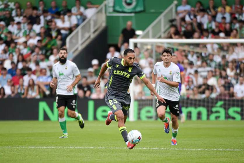 Anuar en el encuentro entre el Racing de Santander y la AD Ceuta FC- Foto: Zaki