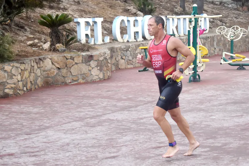 Triatl&oacute;n Doble Super Sprint de Ceuta. Foto: Rafa B&aacute;ez
