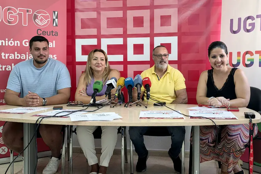 Comparecencia de los sindicatos este lunes para reivindicar la jornada laboral de 37'5 horas / Laura Ortiz