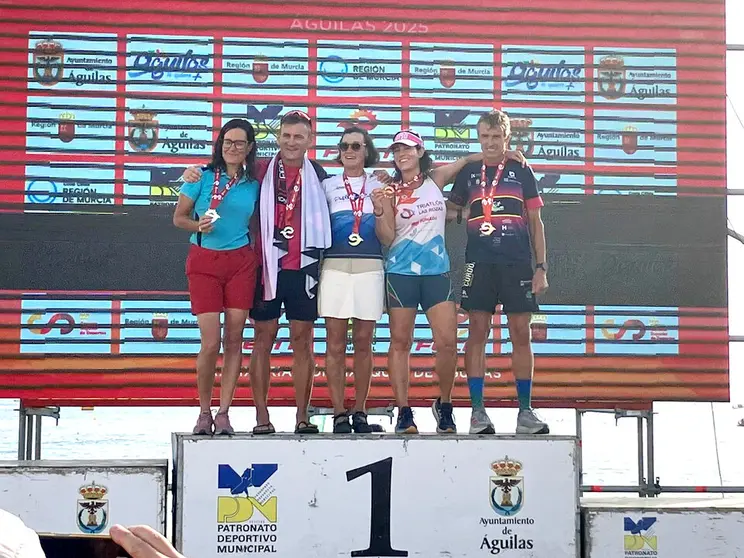 Susana Rom&aacute;n, en lo alto del podio 