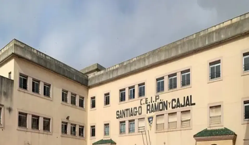 Colegio Ram&oacute;n y Cajal / Archivo