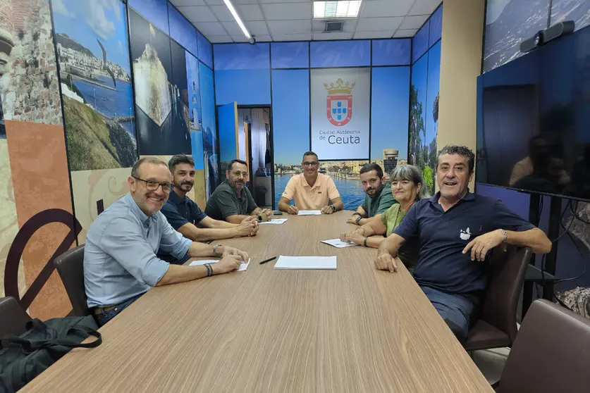 Mesa de negociaci&oacute;n para el X Convenio Colectivo del Parque Mar&iacute;timo del Mediterr&aacute;neo / Cedida
