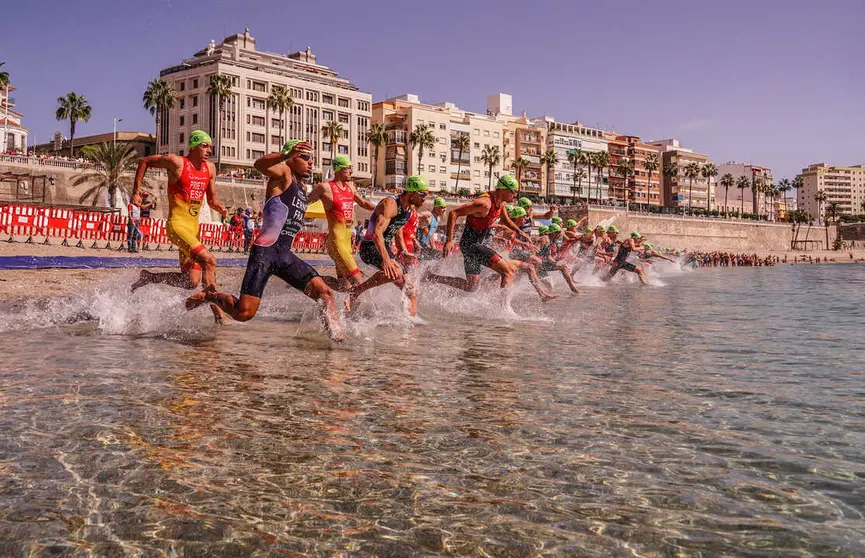 Copa de Europa de Triatl&oacute;n de Ceuta. Foto: FETRI