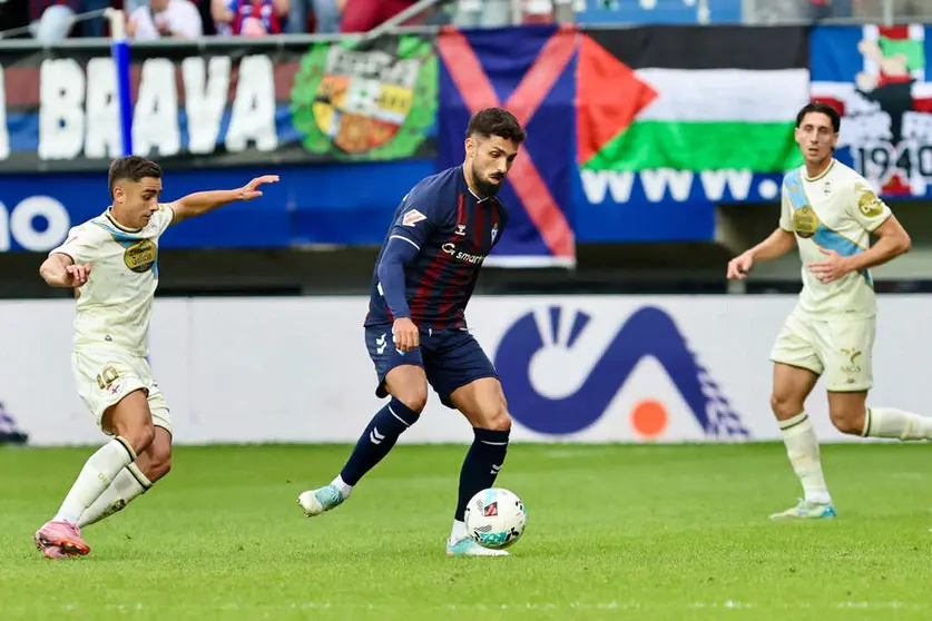 Encuentro entre el Eibar y el RC Deportivo de la Coru&ntilde;a. Foto: @SDEibar