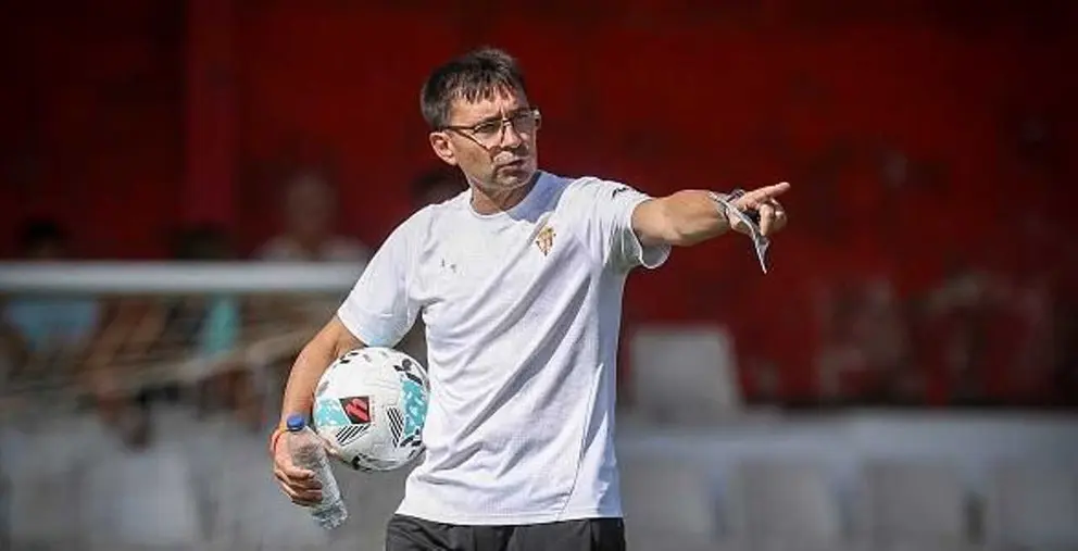 El Sporting de Gij&oacute;n anuncia la destituci&oacute;n de Asier Garitano. Foto: Sporting de Gij&oacute;n