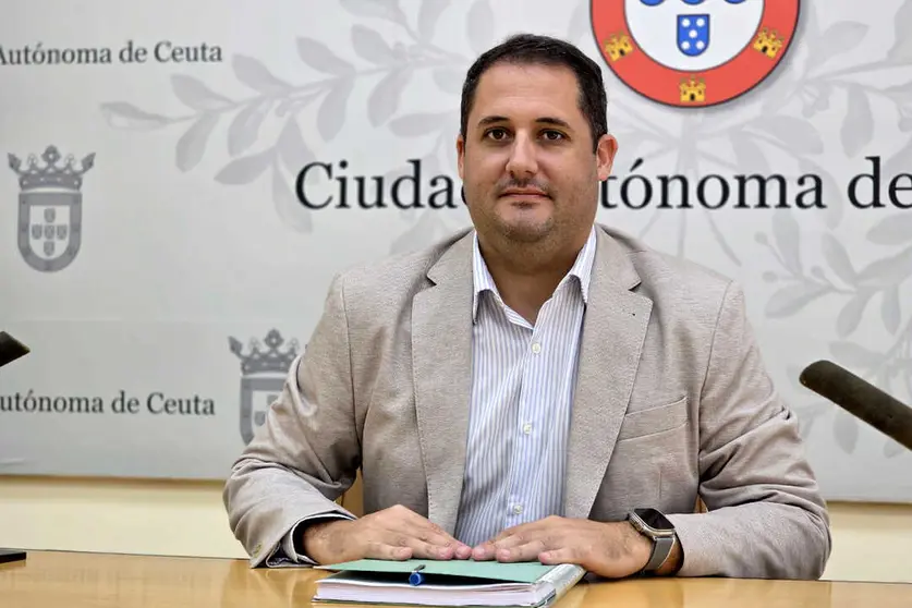 Alejandro Ram&iacute;rez, portavoz del Gobierno, durante su comparecencia de este martes / Laura Ortiz