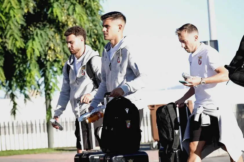 Los jugadores del Ceuta durante el viaje a Le&oacute;n. Foto: Zaki