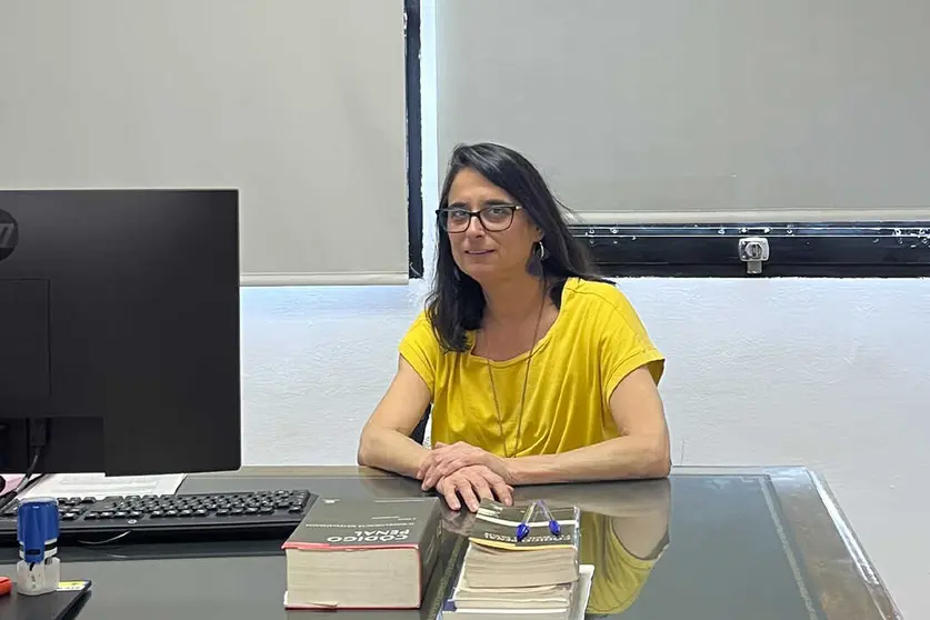 Mar&iacute;a Arazuri, fiscal
