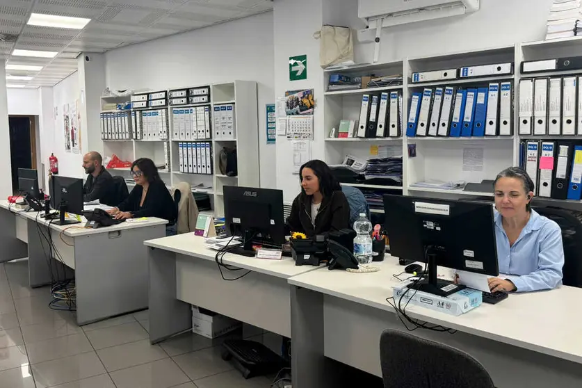 Todos los interesados pueden solicitar informaci&oacute;n en las oficinas de la C&aacute;mara de Comercio, en la calle Real