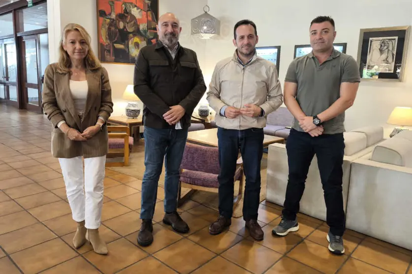 VOX durante un encuentro con representantes de la Confederaci&oacute;n Espa&ntilde;ola de Polic&iacute;a (CEP)