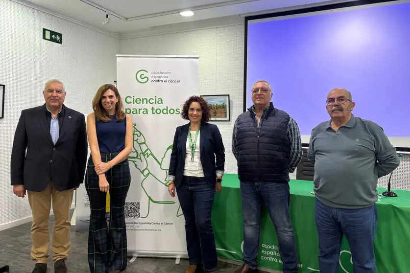 AECC presenta el documental 'Conectando vidas' / Alma Palomino