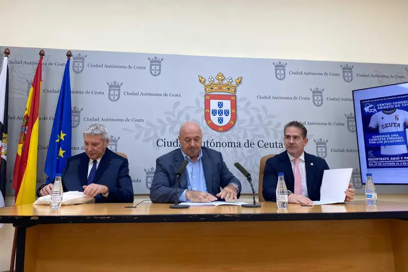 La C&aacute;mara de Comercio y el Centro Comercial Abierto lanzan la Campa&ntilde;a de Navidad