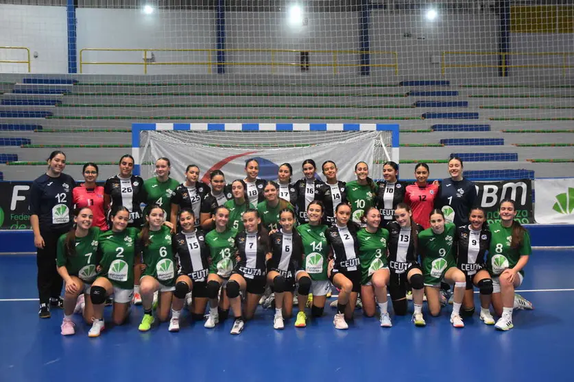 Partido entre Ceuta y Ja&eacute;n en el Campeonato de Andaluc&iacute;a de Balonmano. Foto: Rub&eacute;n B&aacute;ez.