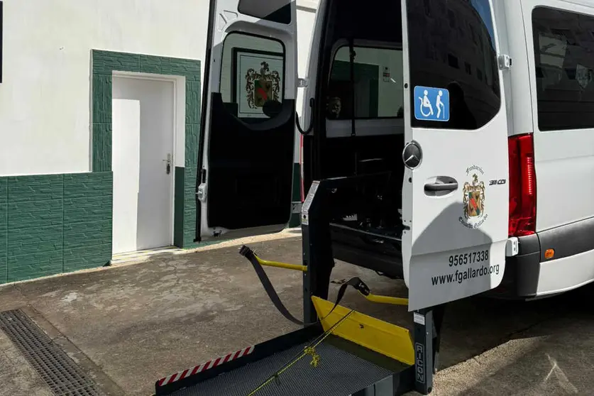 Nuevo veh&iacute;culo adaptado de la Fundaci&oacute;n Gallardo