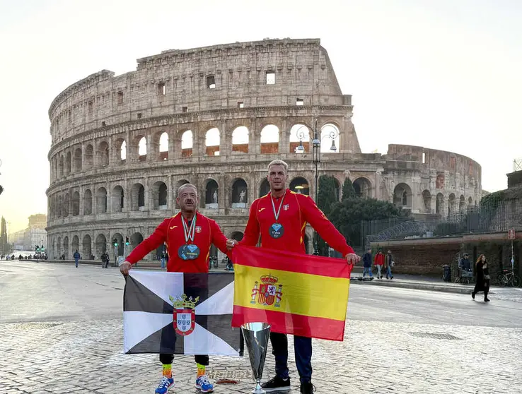 Miguel V&aacute;zquez y Jos&eacute; Mar&iacute;a Rivas _arrasan en Italia_ en un campeonato internacional