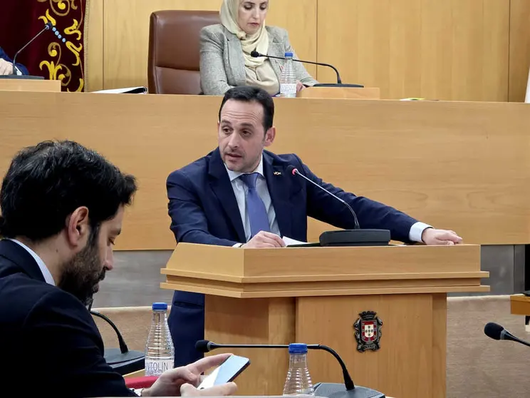 Juan Sergio Redondo, portavoz de VOX, en el Pleno de Presupuestos / Laura Ortiz