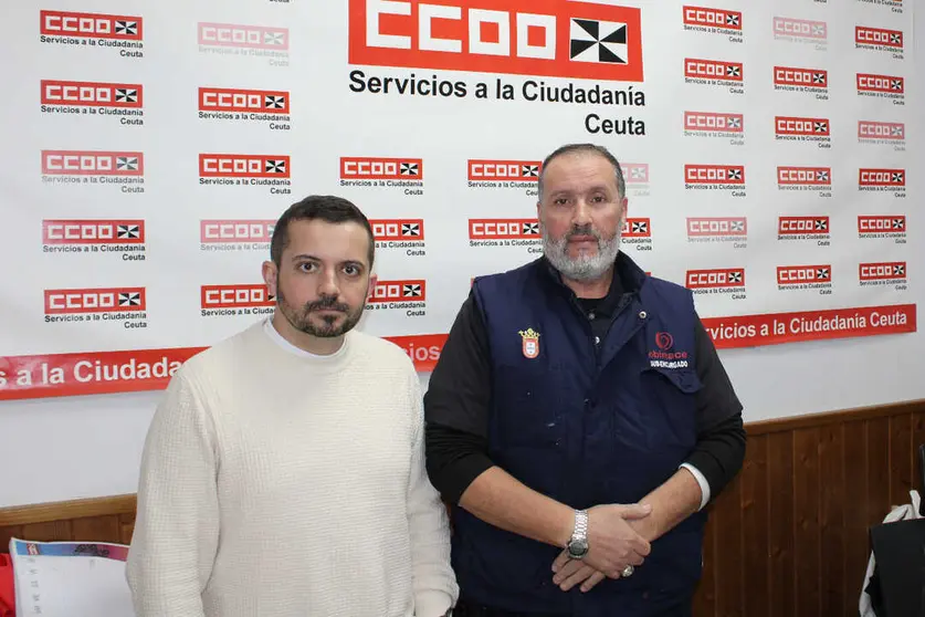 El secretario general de la FSC-CCOO de Ceuta, Emilio J. Postigo, y el presidente del Comit&eacute; de Empresa de OBIMACE, Abdelatif Mohamed Mohamed Almugha / Comisiones Obreras