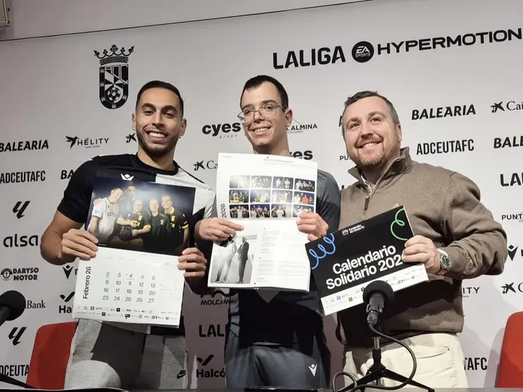 La Fundaci&oacute;n AD Ceuta FC presenta su calendario solidario 'Genuine 2026'