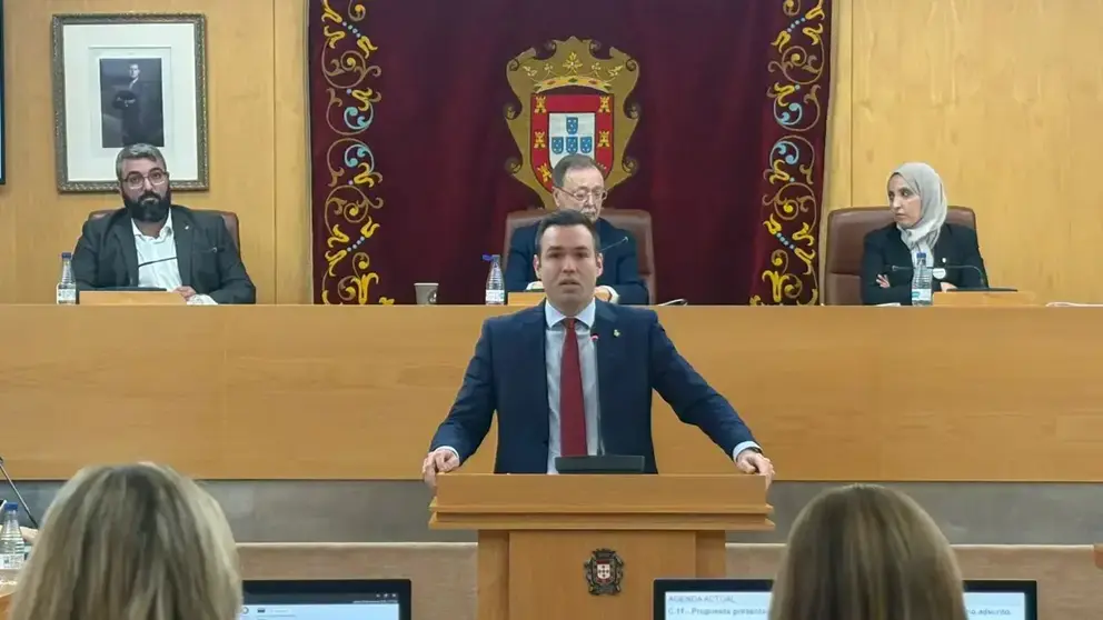  Verdejo durante la defensa de su propuesta./Alma Palomino 