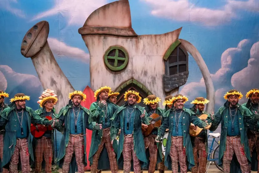 'La Hip&oacute;crita' durante su actuaci&oacute;n en el Gran Teatro Falla / Portal de C&aacute;diz