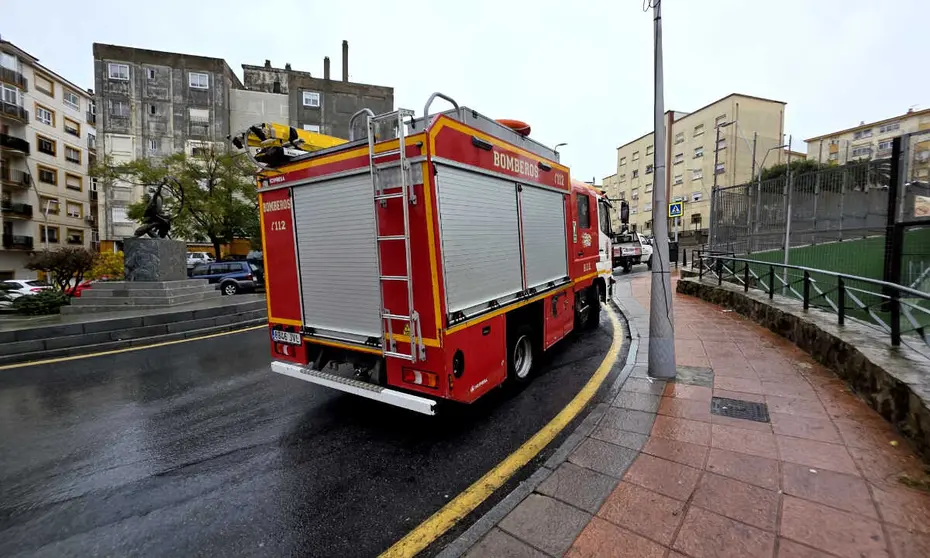 Los Bomberos act&uacute;an este lunes en la zona del Roc&iacute;o _ Laura Ortiz