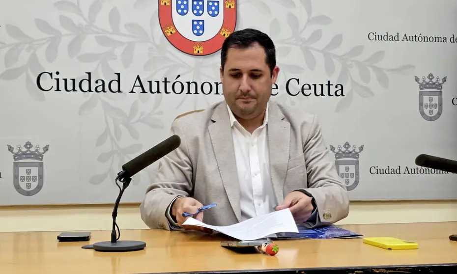 El portavoz del Gobierno, Alejandro Ram&iacute;rez, durante su comparecencia de este martes / Laura Ortiz