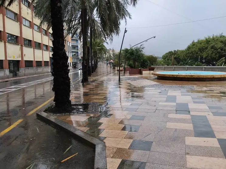 El temporal apenas deja incidencias durante la madrugada de este jueves / &Uacute;rsula Alc&aacute;zar