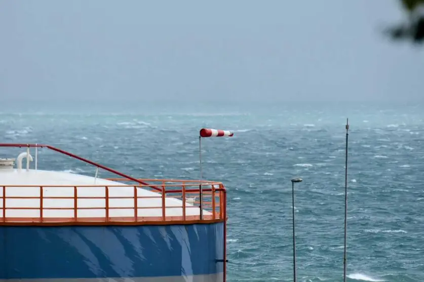 Los efectos de la alerta naranja en Ceuta / Rafa B&aacute;ez