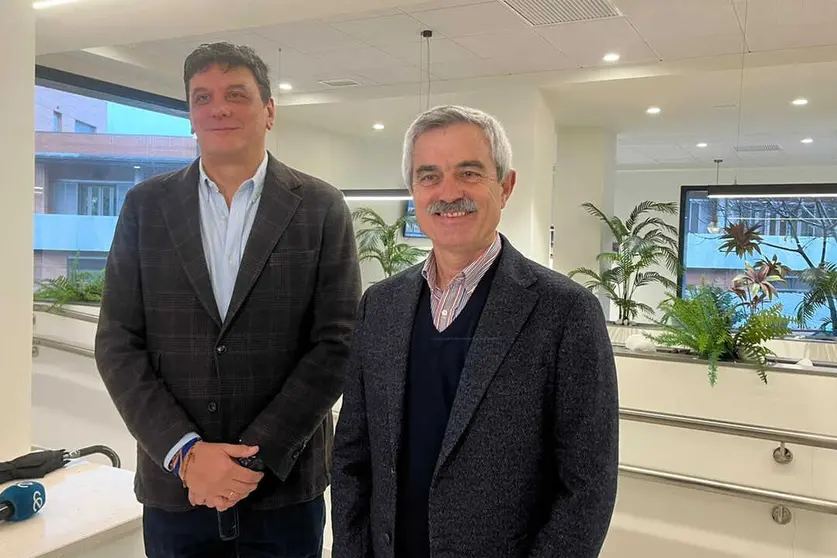 Joaqu&iacute;n Mollinedo, secretario de la C&aacute;mara de Comercio, y Francisco Gil, director provincial del SEPE en Ceuta / A.I.