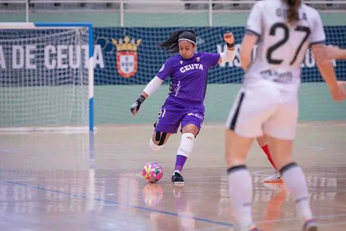 Sara Soares, jugadora de la AD Ceuta FC de Liga Iberdrola. Foto: AD Ceuta FC.