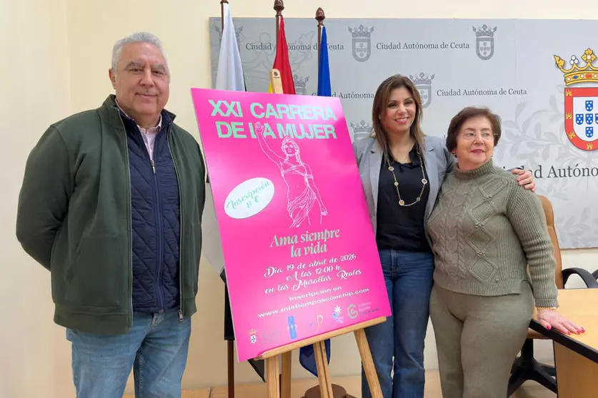 Ceuta se ti&ntilde;e de rosa: llega la 'XXI Carrera de la Mujer' por la vida