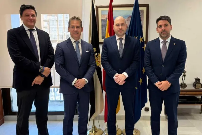 La C&aacute;mara de Comercio ha mantenido un primer encuentro con la Delegaci&oacute;n del Gobierno / Delegaci&oacute;n del Gobierno