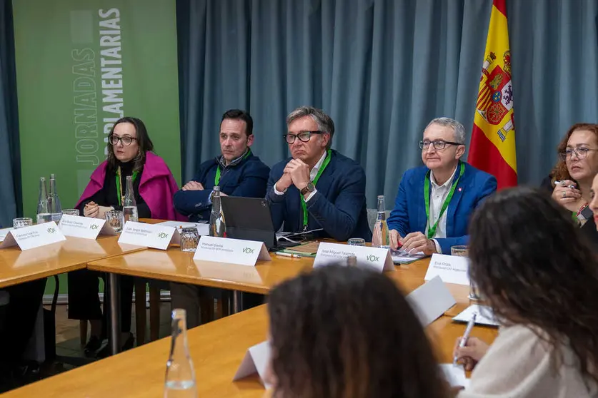 VI reuni&oacute;n interparlamentaria de los grupos de VOX en Andaluc&iacute;a, Ceuta y Melilla / VOX