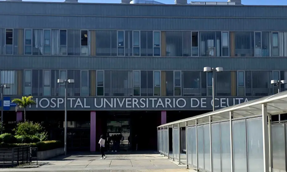Hospital Universitario / Laura Ortiz
