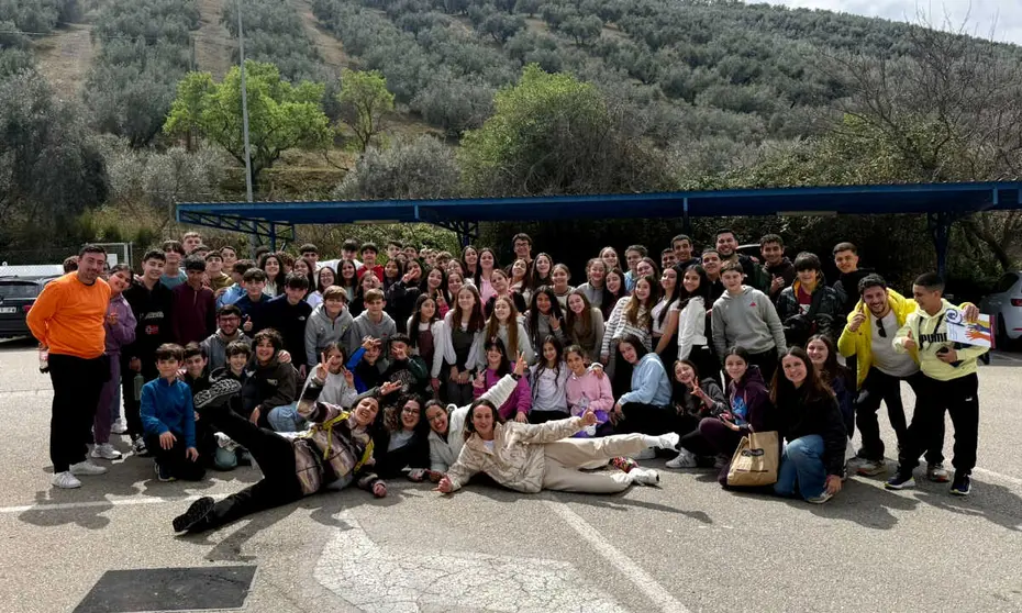 Campamento de la Casa de la Juventud camino de Sierra Nevada