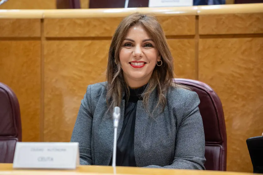 Nabila Benzina en el Senado