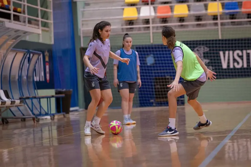 Entrenamiento del Ceuta femenino de Primera Iberdrola. Foto: AD Ceuta FC.