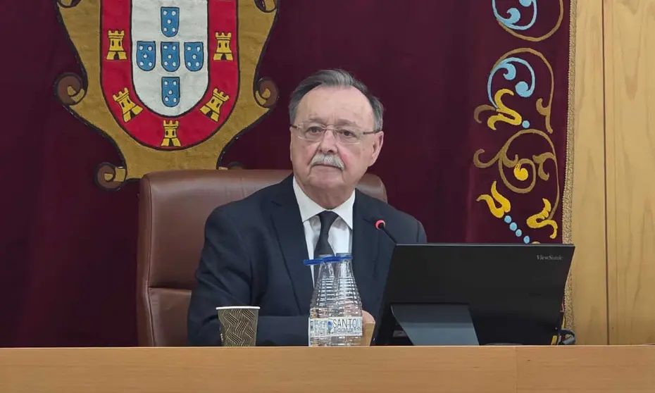 El presidente de la Ciudad, Juan Vivas, durante la sesi&oacute;n plenaria / Laura Ortiz