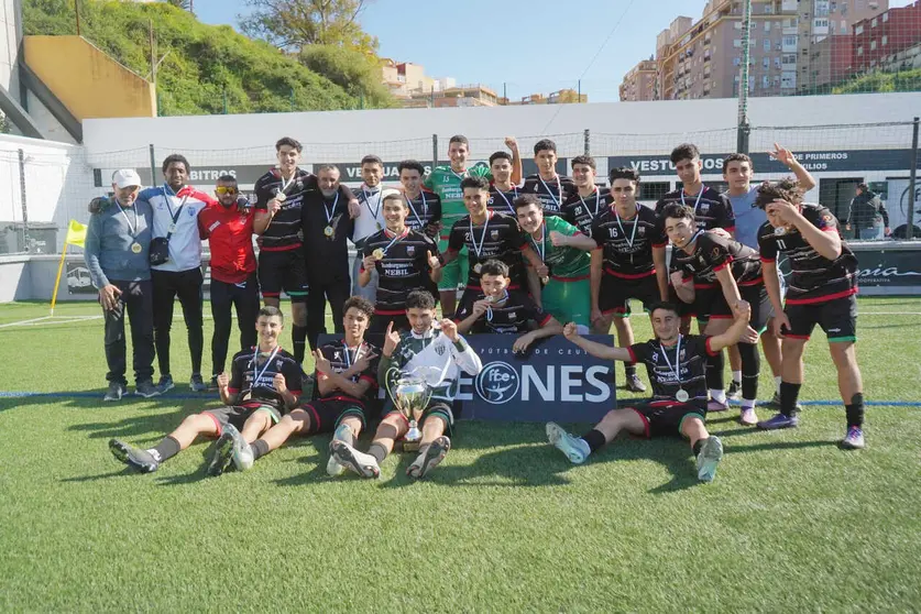UCIDCE, campe&oacute;n de la Liga Juvenil 