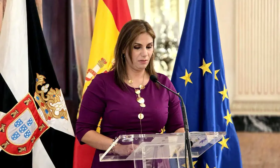 Nabila Benzina, consejera de Sanidad y Servicios Sociales, durante la bienvenida a los participantes en el Foro Empleo y Mujer / Laura Ortiz