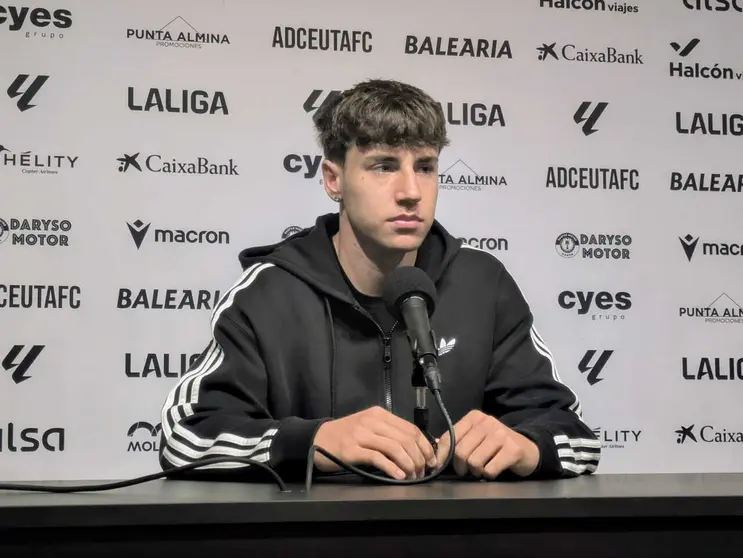 Marc Dom&egrave;nech, jugador de la AD Ceuta FC. Foto: Rafa B&aacute;ez