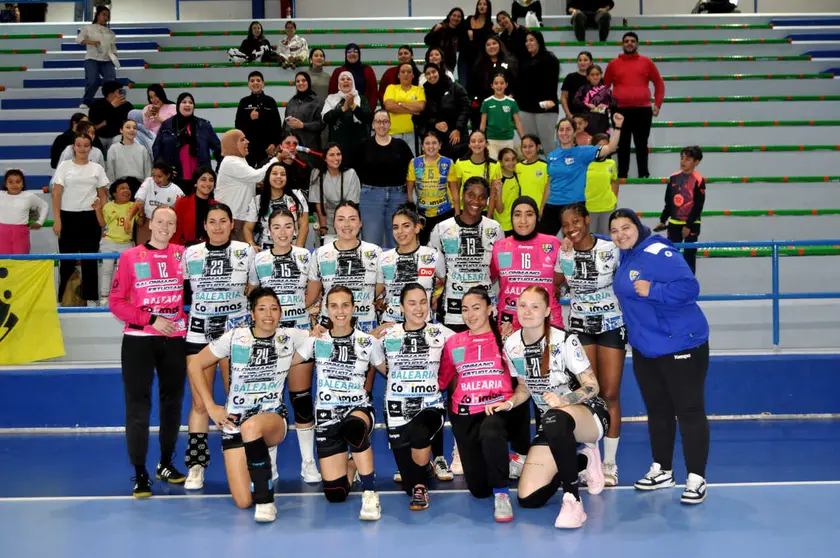 Balonmano Estudiantes de Ceuta. Foto: Rafa Pe&ntilde;a