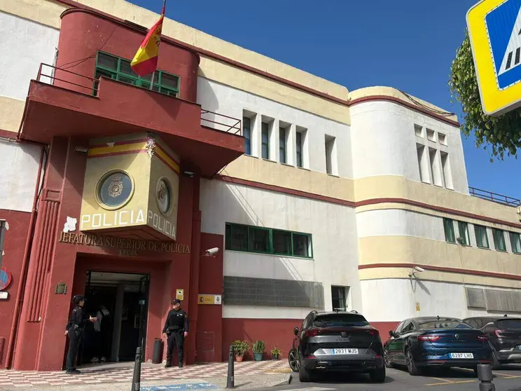 Jefatura Superior de la Polic&iacute;a Nacional / Alma Palomino