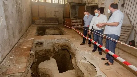 Excavaci&oacute;n de la Murallas Reales / Archivo