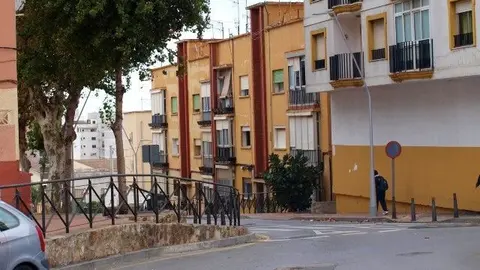 Viviendas en Avenida Ej&eacute;rcito Espa&ntilde;ol/ Archivo