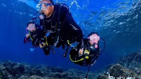 Centro de Buceo Burbujas / Archivo