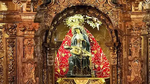 Virgen de &Aacute;frica / Archivo